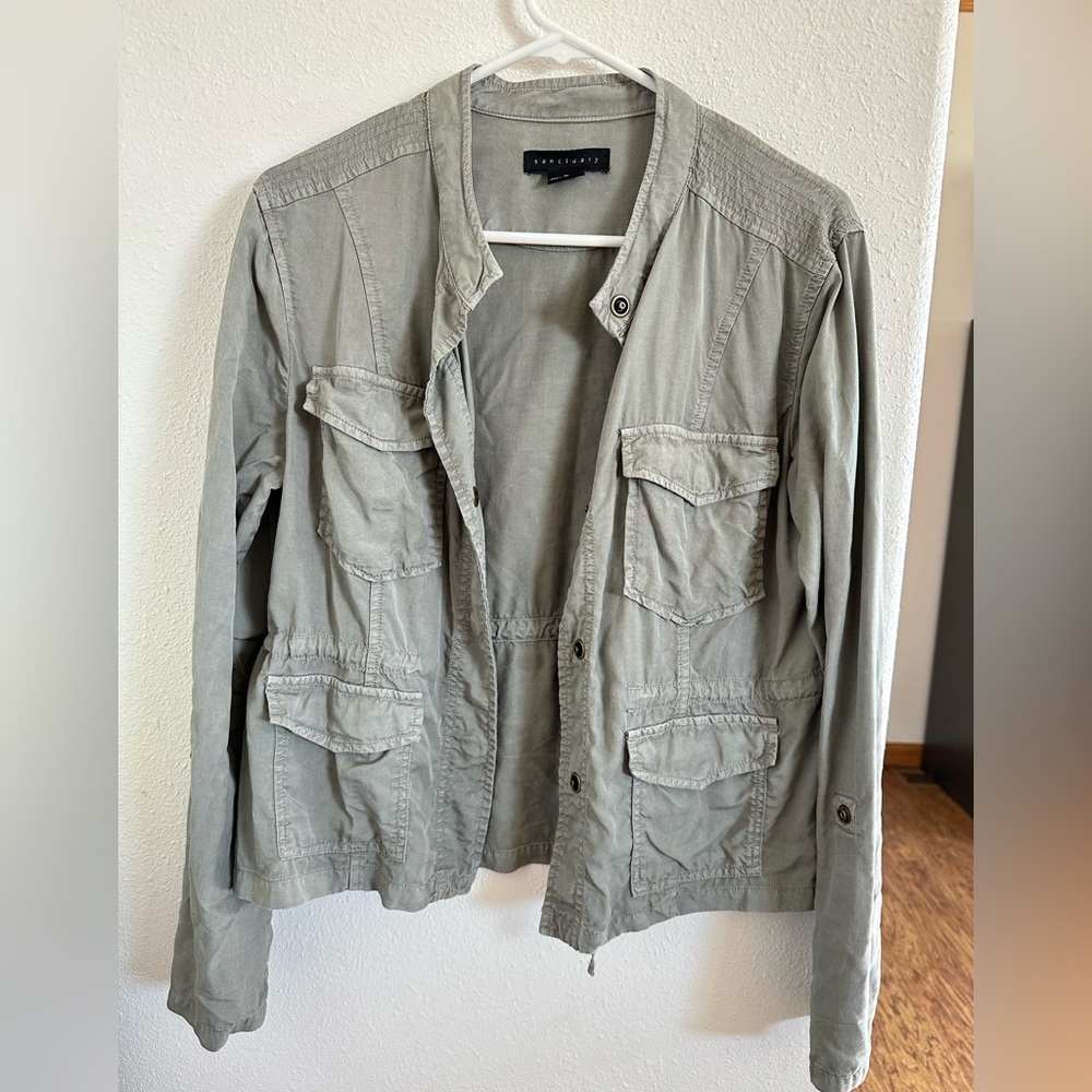 Sanctuary. Size medium. Army green.
